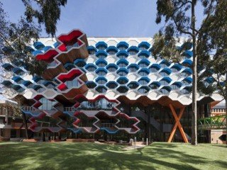 LA TROBE UNIVERSITY, MELBOURNE, VICTORIA