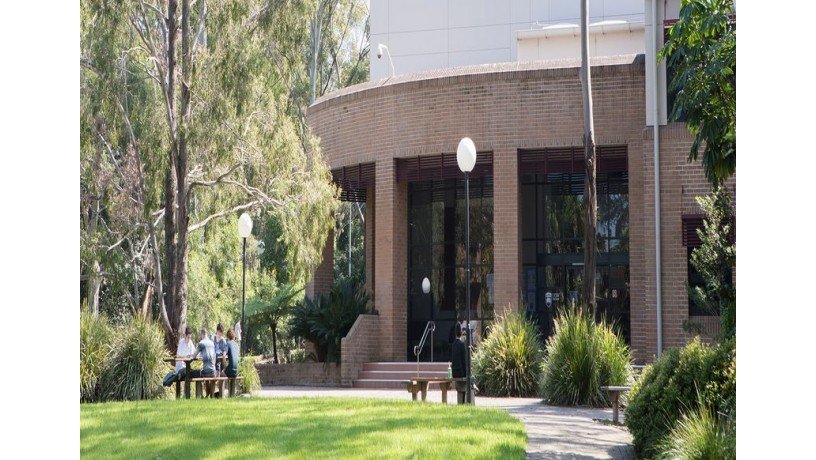 uow-college-wollongong-new-south-wales-big-0