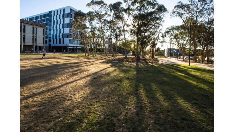 university-of-canberra-canberra-australian-capital-territory-big-1