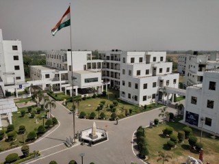 AXIS COLLEGES