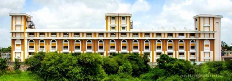 balaji-college-of-arts-commerce-and-science-bcacs-pune-big-0