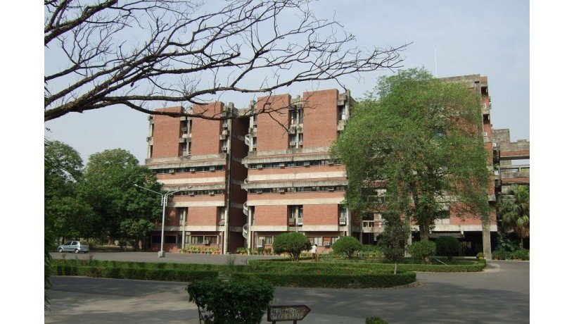 indian-institute-of-technology-iit-kanpur-big-0