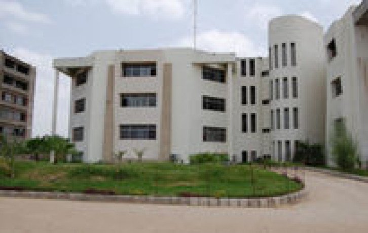 indus-institute-of-technology-engineering-big-0