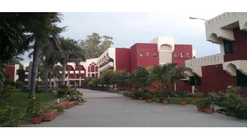 aligarh-muslim-university-big-3