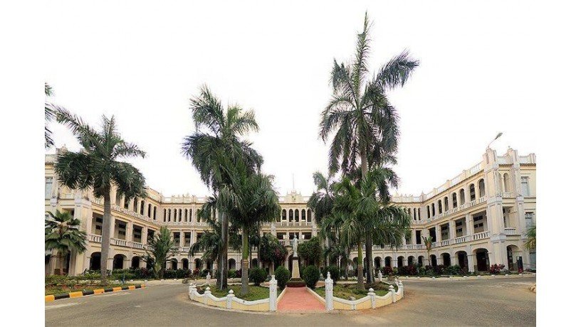 loyola-college-chennai-big-0