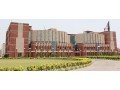 amity-university-small-1