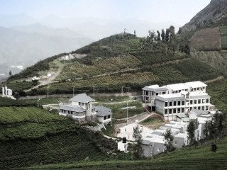 MCGAN'S OOTY SCHOOL OF ARCHITECTURE