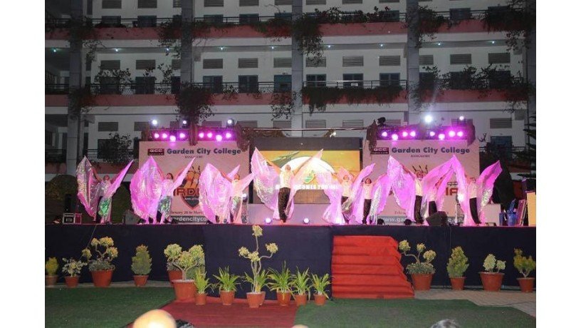 garden-city-university-big-2